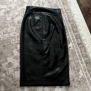 Babaton x Aritzia black vegan leather pencil skirt size 00